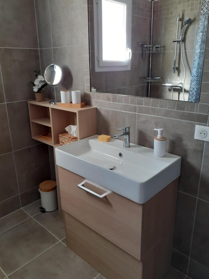 Les Locs Du Grazel Villa Ruoms Buitenkant foto