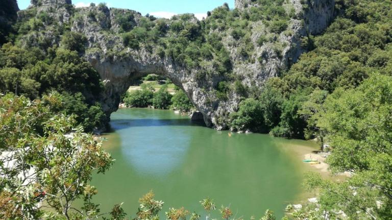 Les Locs Du Grazel Villa Ruoms Buitenkant foto